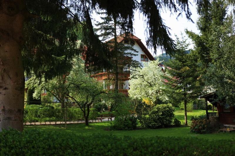 Hotel Garni Cafe Schacher Oberwolfach Exterior foto