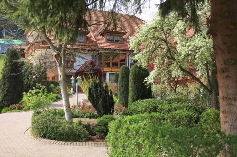 Hotel Garni Cafe Schacher Oberwolfach Exterior foto